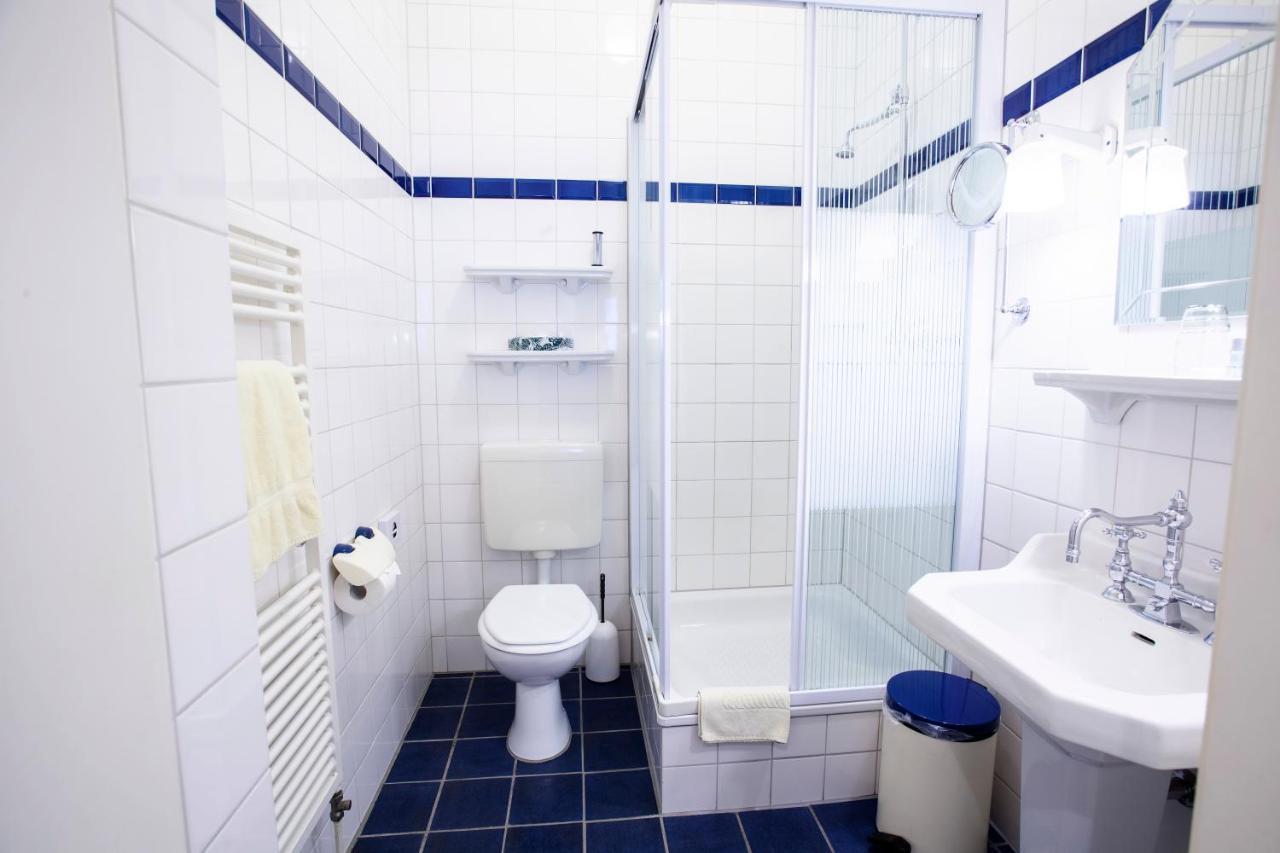 קבלאאר Hotel Goldener Loewe מראה חיצוני תמונה