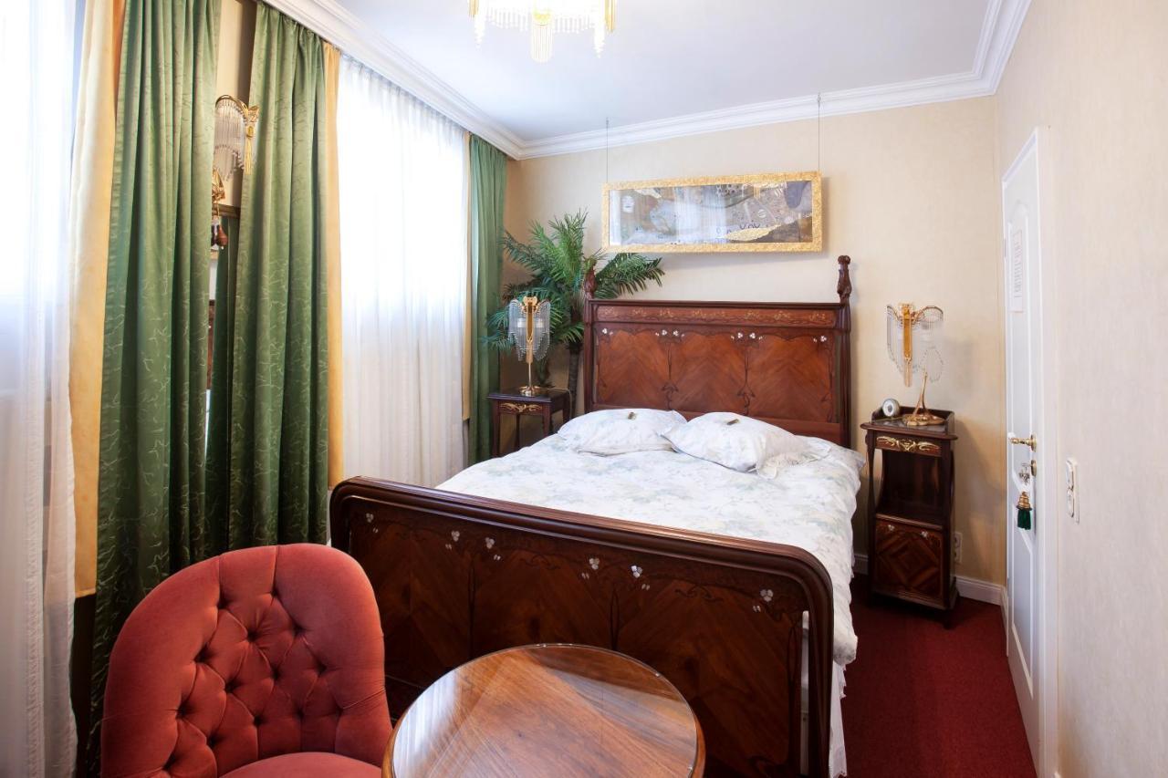 קבלאאר Hotel Goldener Loewe מראה חיצוני תמונה